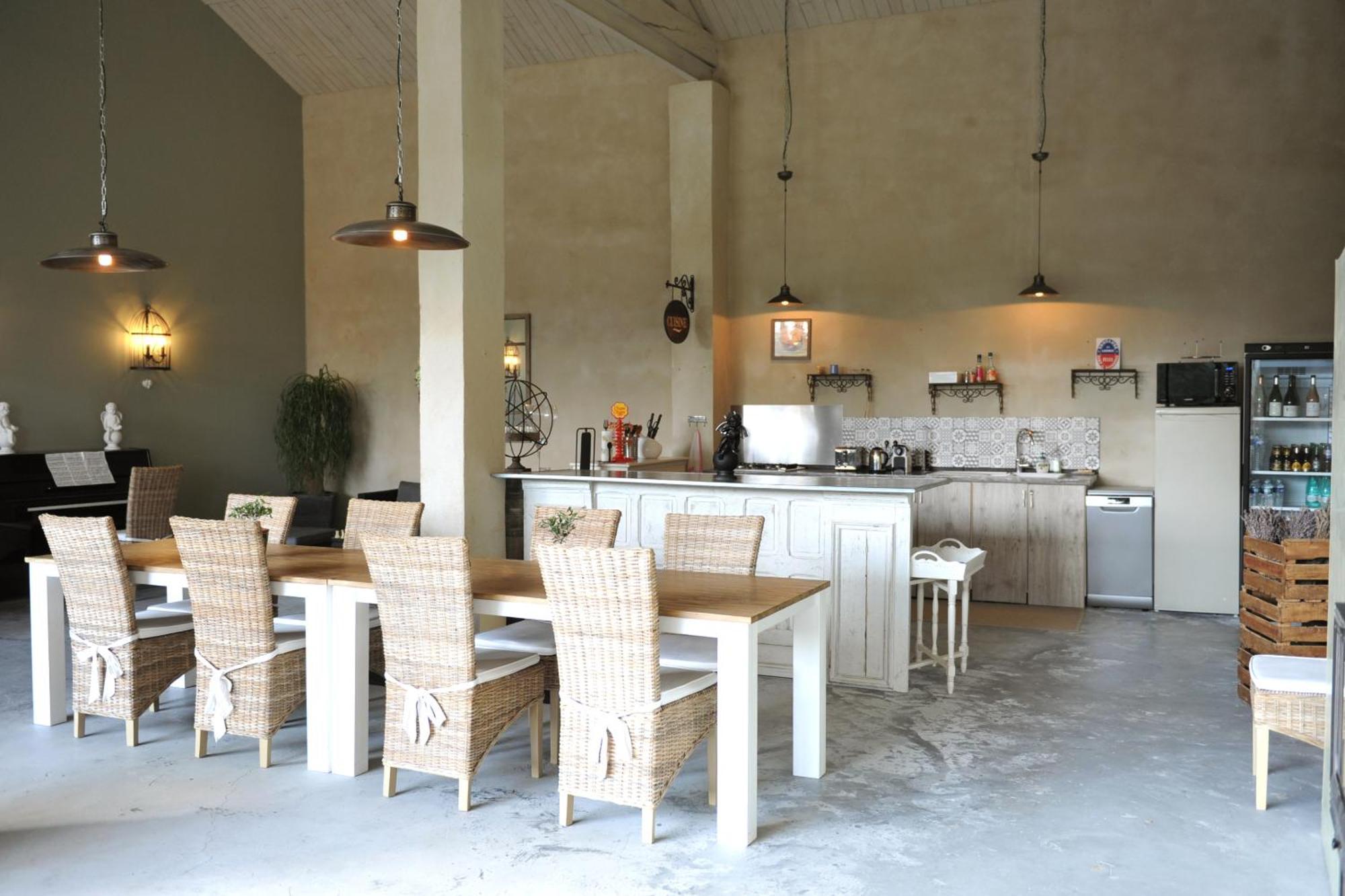 เลอ มา แตร์ เด ซ็องฌ์ Bed & Breakfast ซาริย็องส์ ภายนอก รูปภาพ