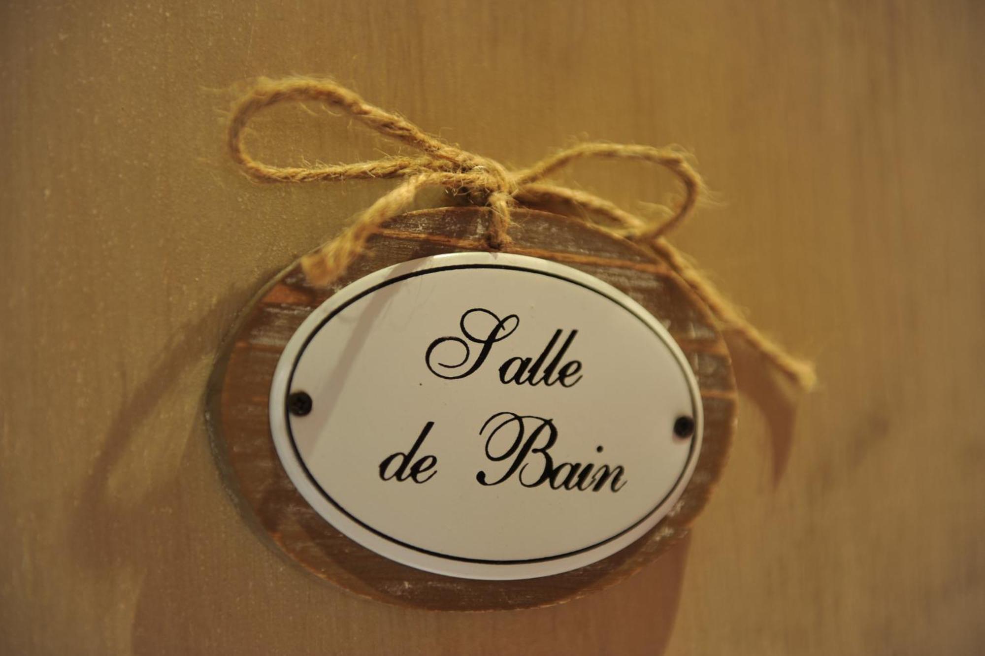 เลอ มา แตร์ เด ซ็องฌ์ Bed & Breakfast ซาริย็องส์ ห้อง รูปภาพ