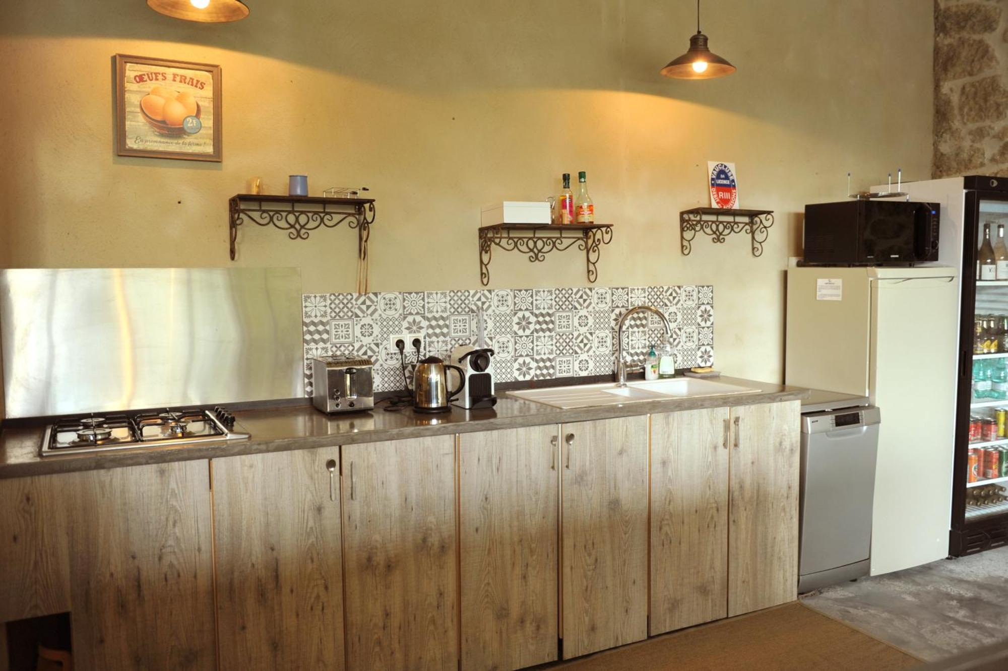เลอ มา แตร์ เด ซ็องฌ์ Bed & Breakfast ซาริย็องส์ ภายนอก รูปภาพ